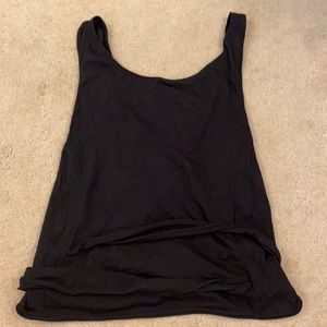 Lululemon Black Criss Cross Crop Top sz 8